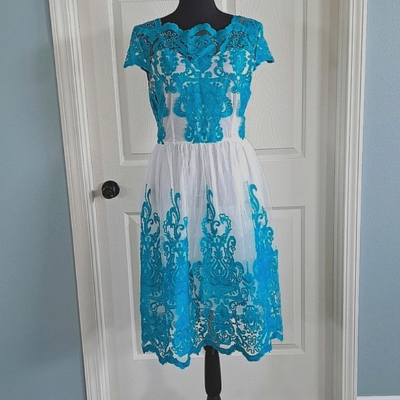 Formal Elegant Teal White Embroidered Tulla Lace Festive Mid Length Dress. - Picture 2 of 9
